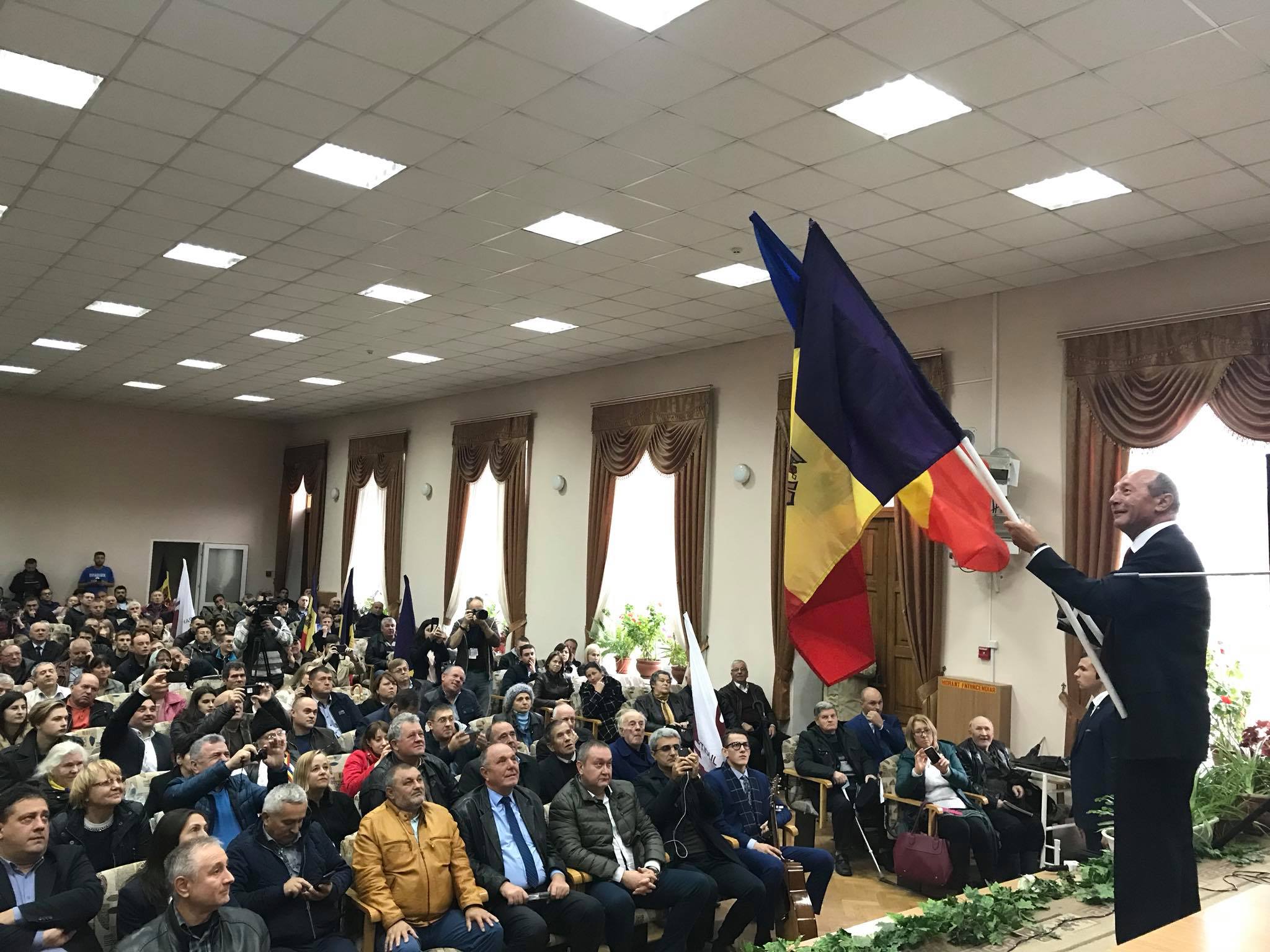 ANA GUȚU, INTERVIU:  Traian Băsescu vine să cucerească Parlamentul R. Moldova din 2018